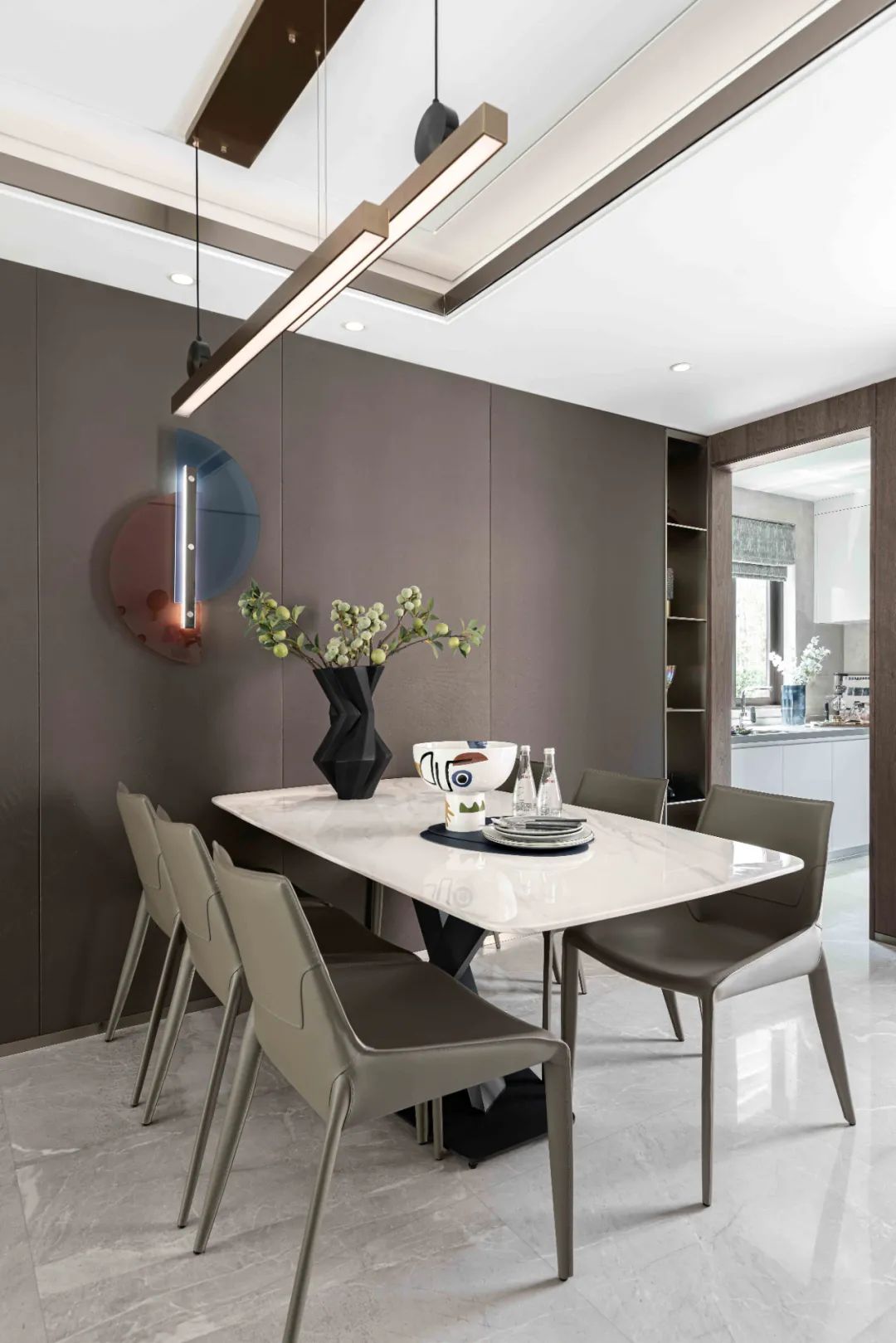 现代轻奢风格室内设计家装案例-餐厅 现代轻奢风格室内设计家装案例-餐厅