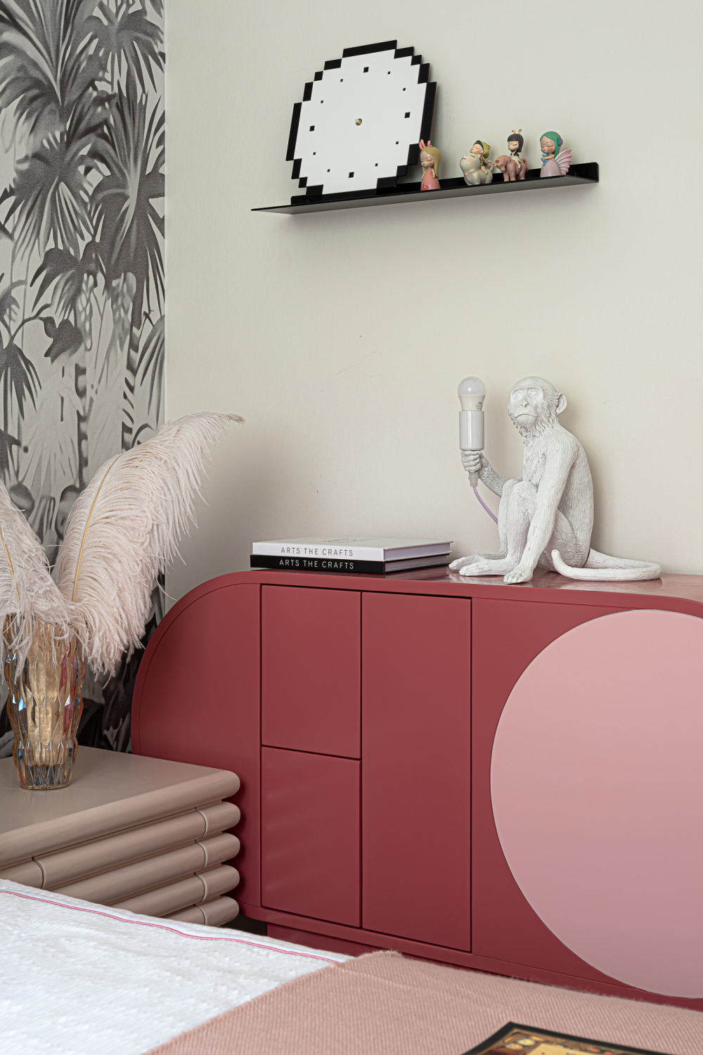 现代轻奢风格室内设计家装案例-边柜 现代轻奢风格室内设计家装案例-边柜